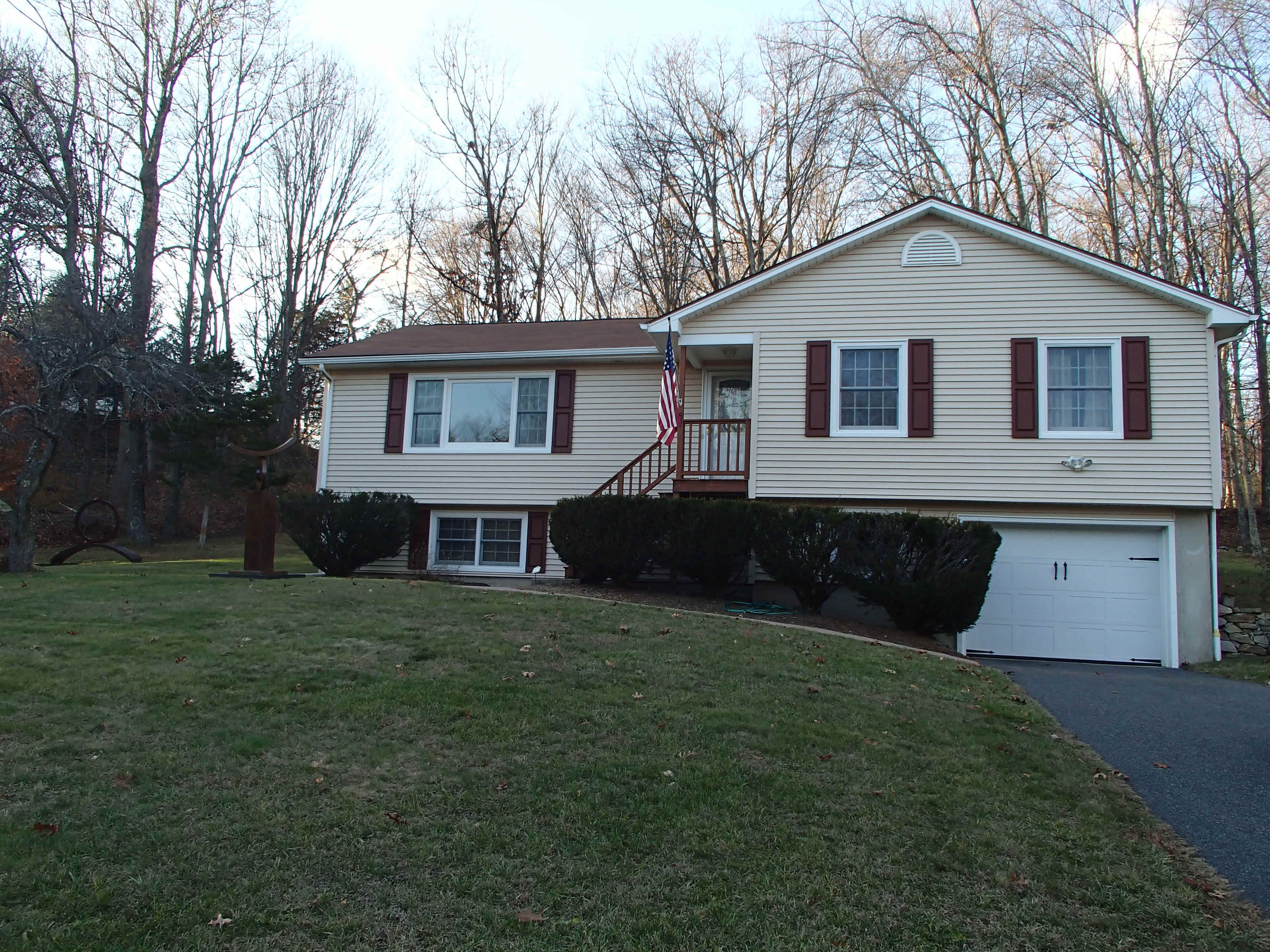 Building photograph for 80 CANFIELD DR